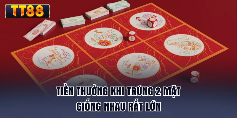 tien-thuong-khi-trung-2-mat-giong-nhau-rat-lon